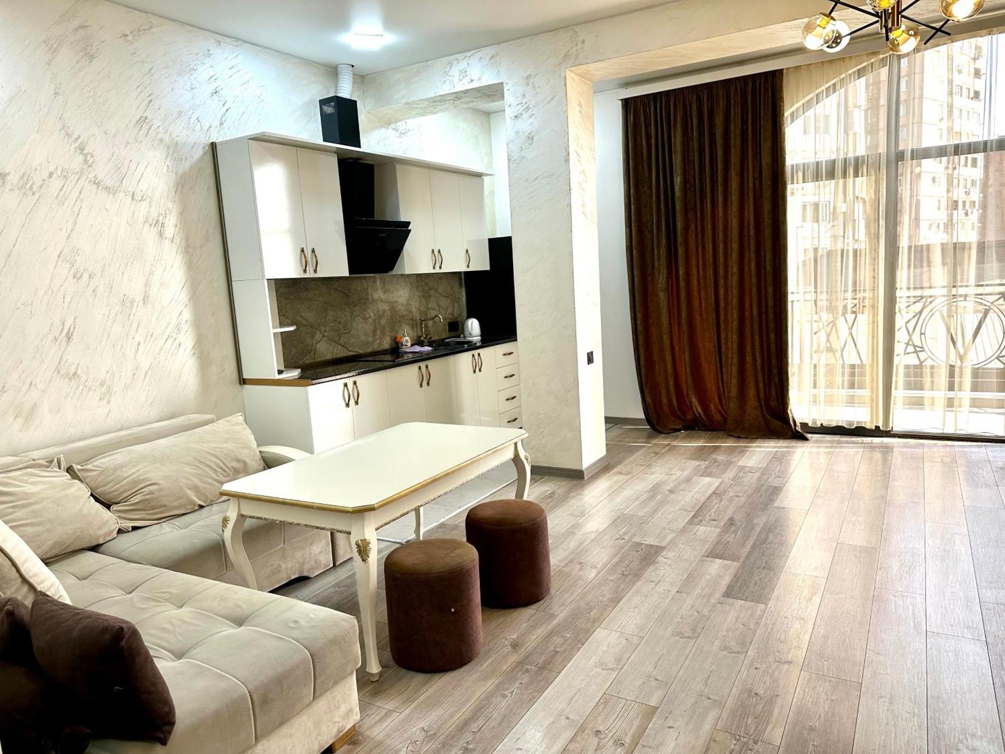 New Apartment In Downtown エレバン エクステリア 写真