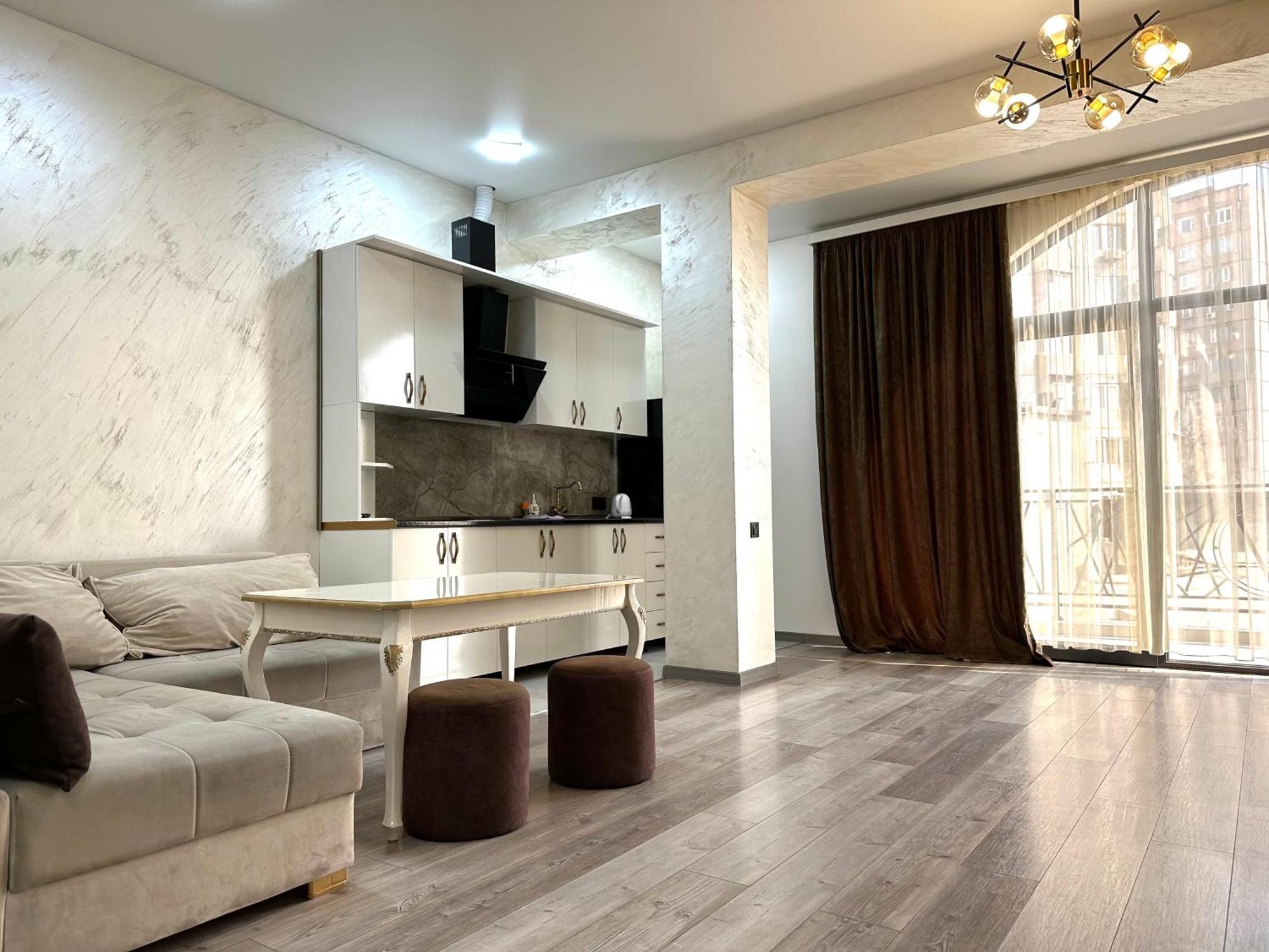 New Apartment In Downtown エレバン エクステリア 写真
